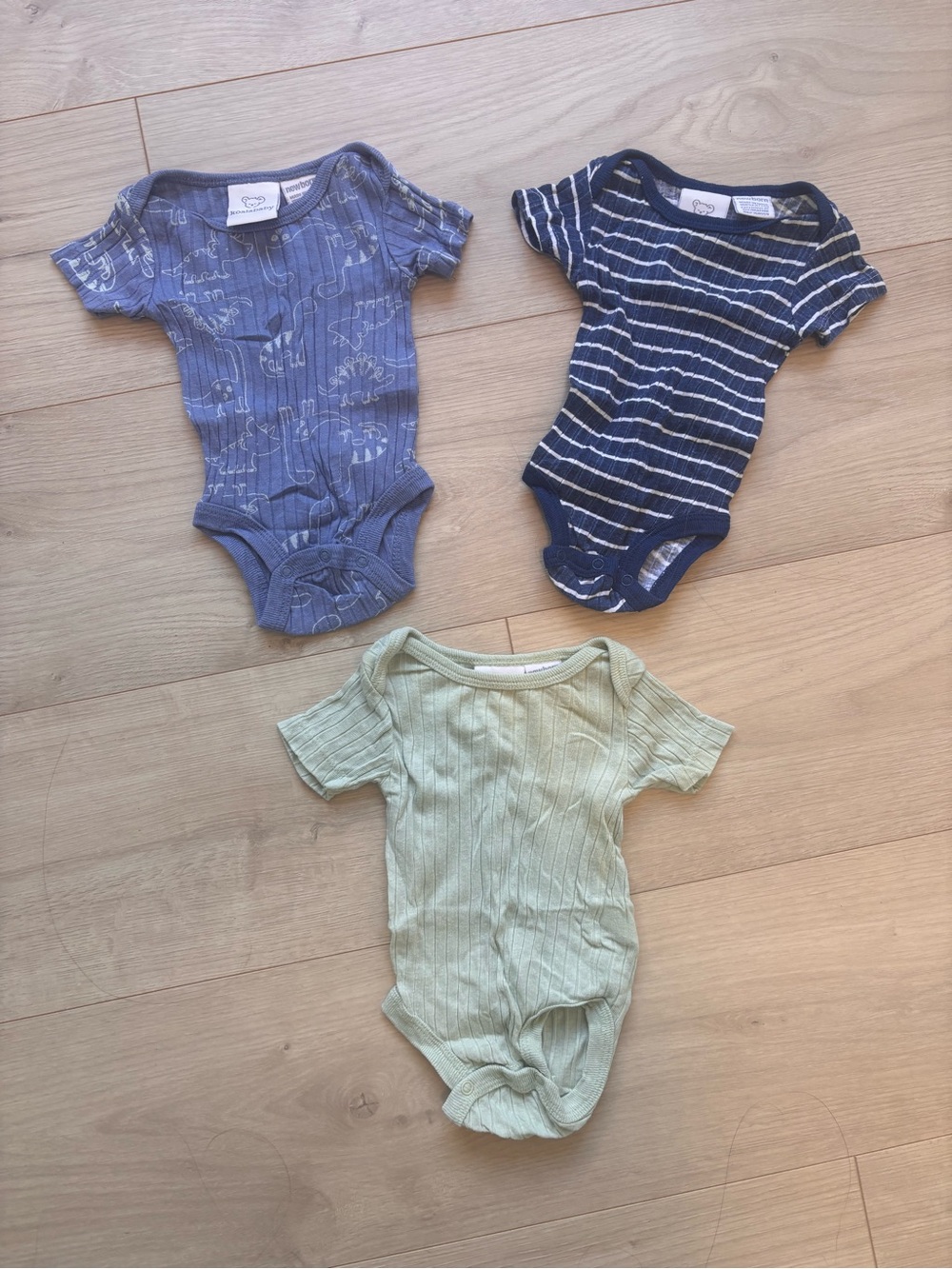 Three-Pack Ribbed One-Piece Bodysuits - size newborn
